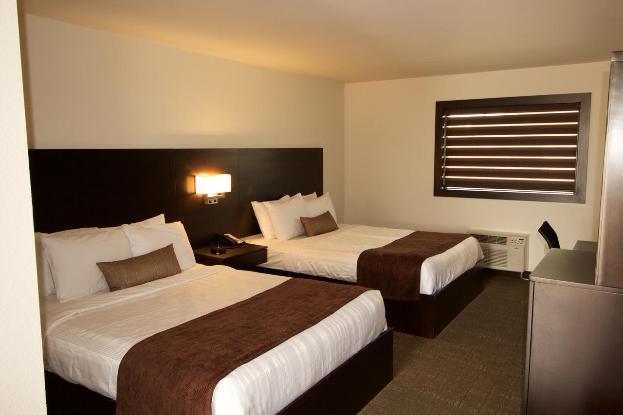 Boarders Inn & Suites By Cobblestone Hotels - Syracuse Exterior foto