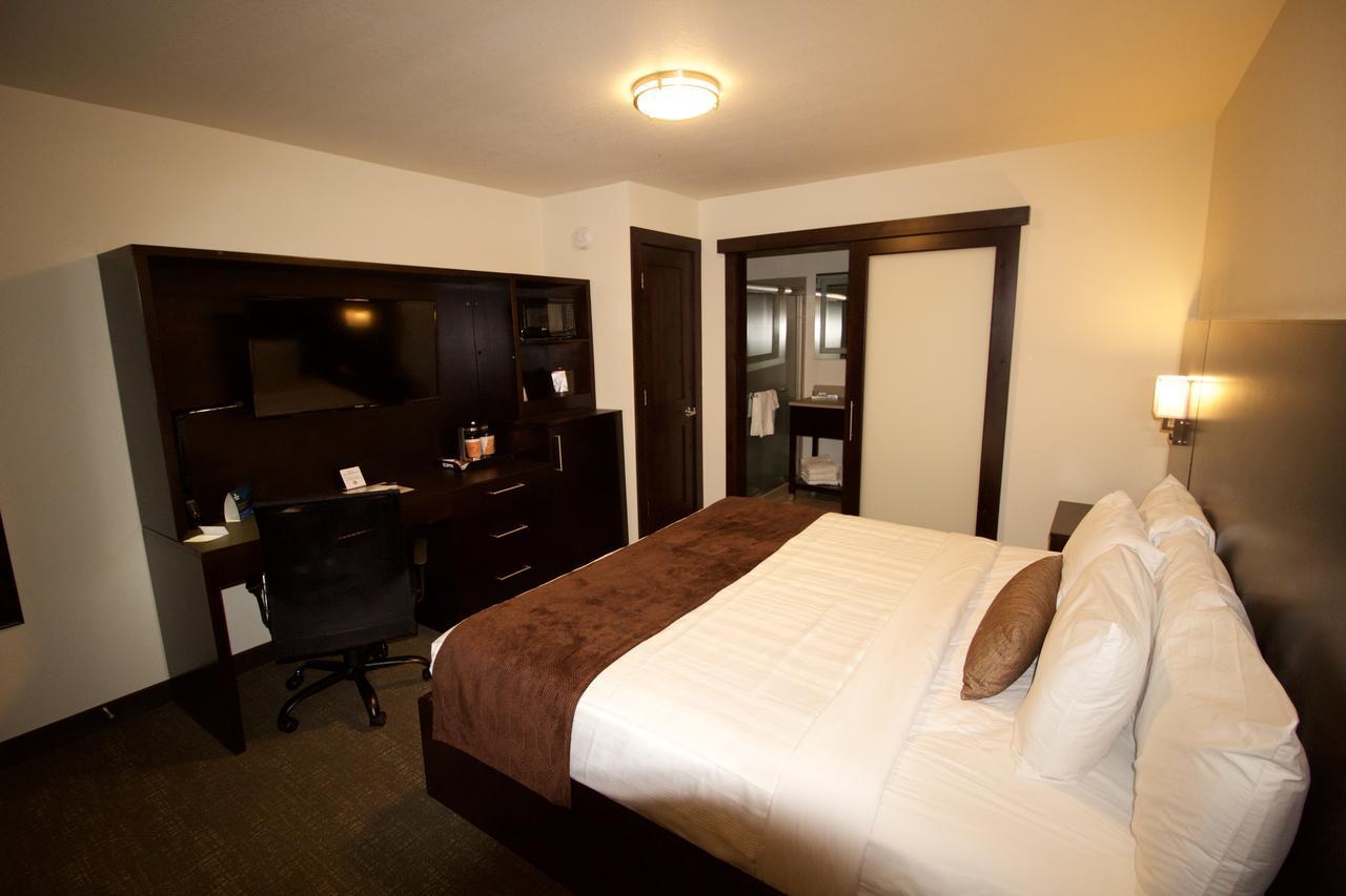 Boarders Inn & Suites By Cobblestone Hotels - Syracuse Exterior foto